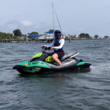 Mitarbeiterin auf SeaDoo